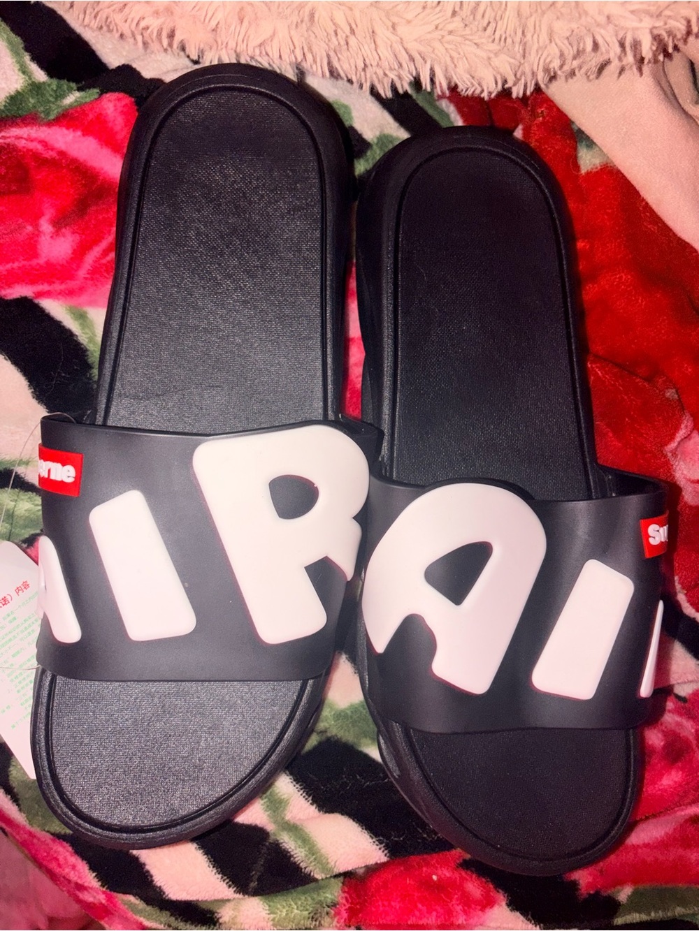 Supreme Nike air slides (men’s 11-12)